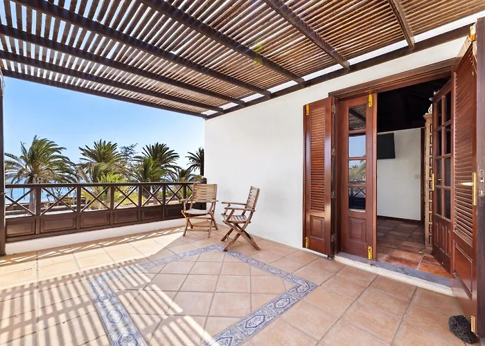 A Pie De Mar فيلة كوستا تاغيسي