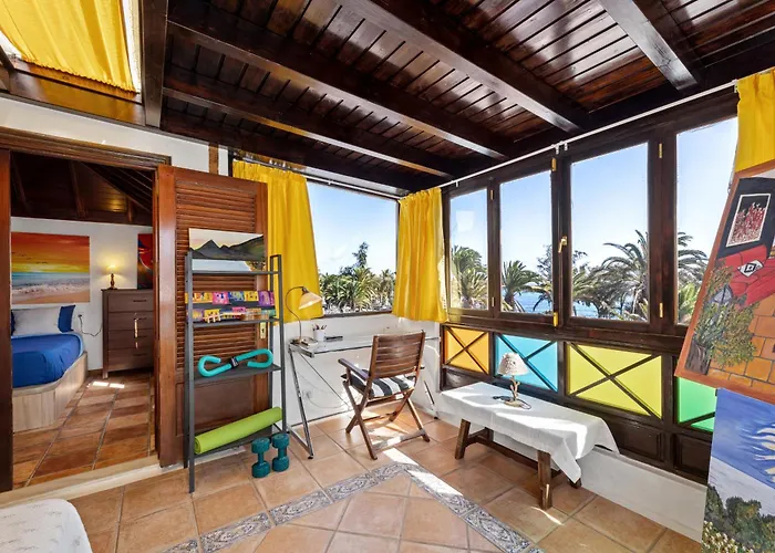 A Pie De Mar كوستا تاغيسي