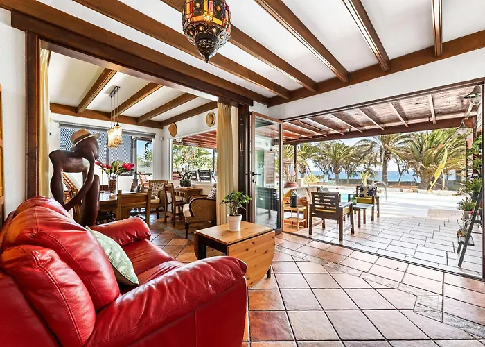 فيلة A Pie De Mar